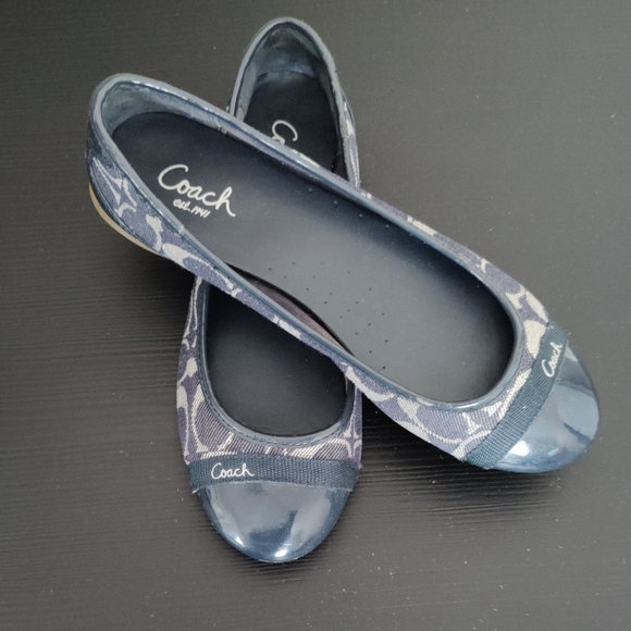 Coach Women's Navy Patterned Flats - Picture 6 of 7